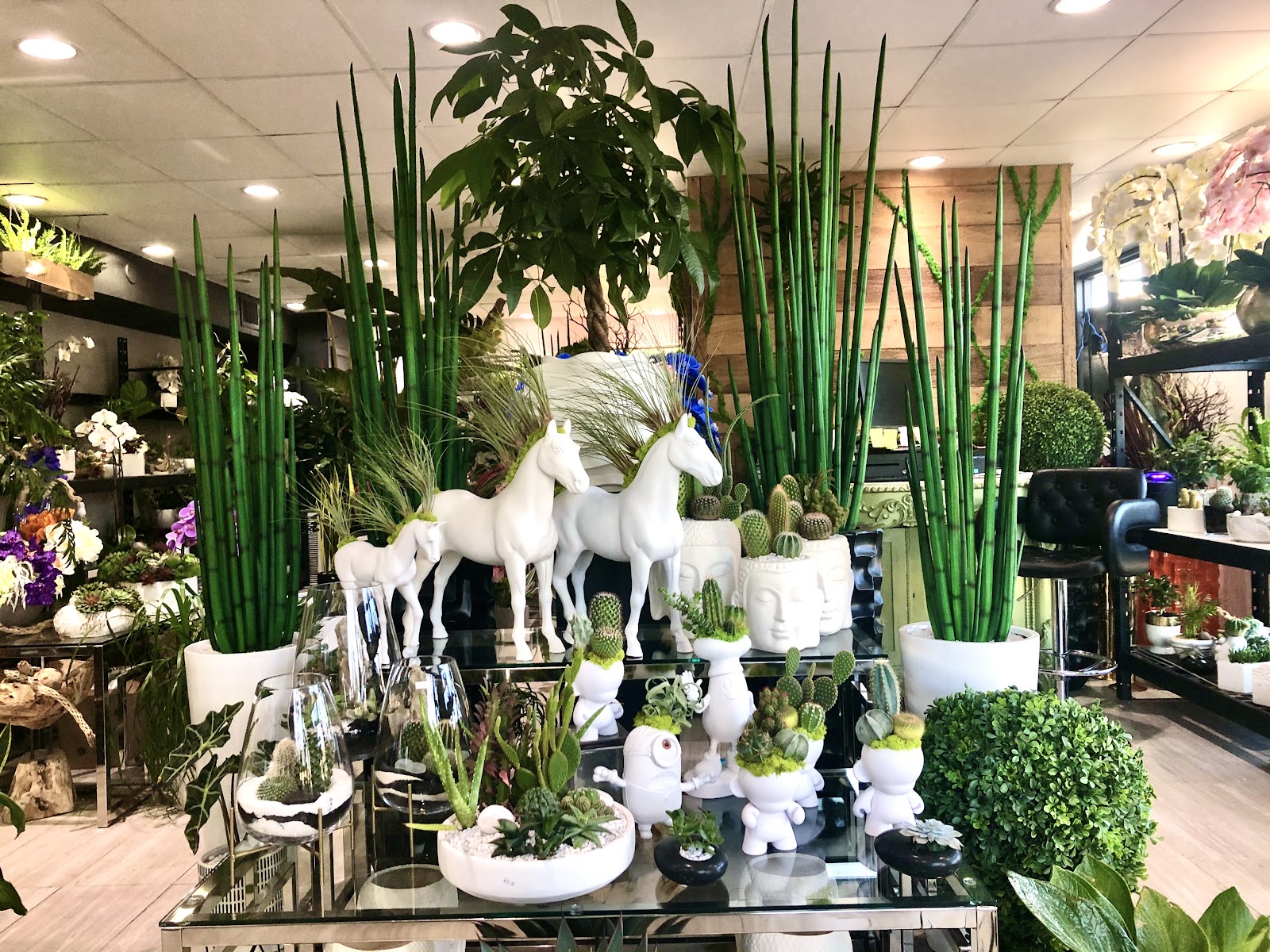 2 Lips Fort Lauderdale Florist Flower Delivery