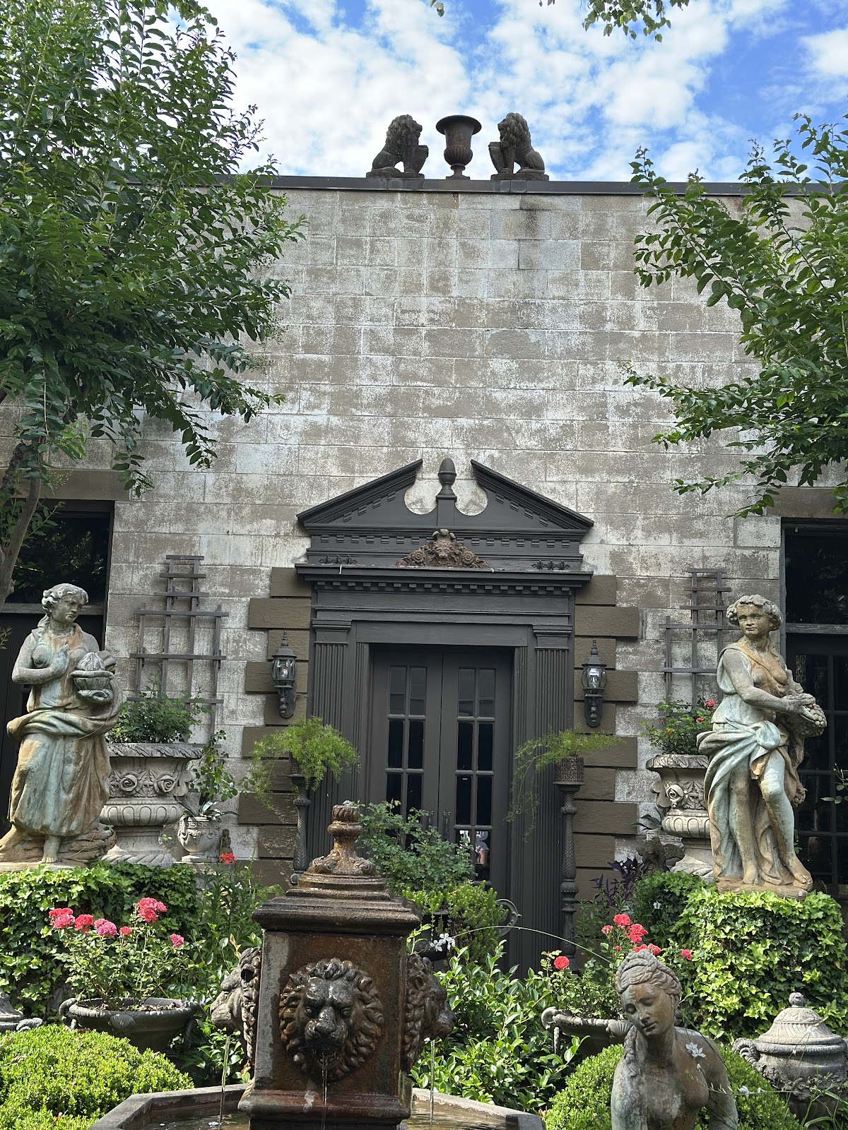 Anderson-Wright rooms & gardens
