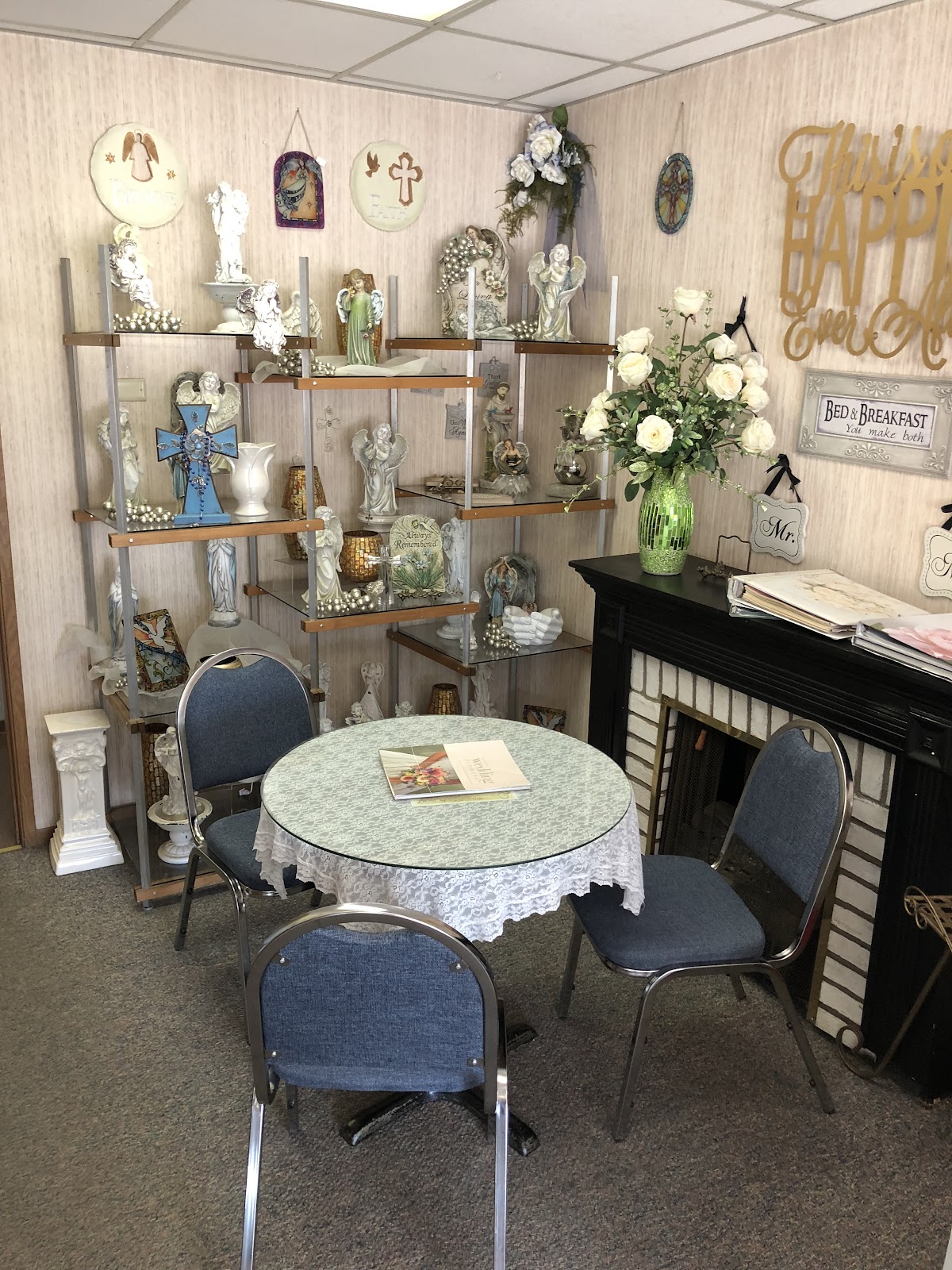 Appleway Florist & Greenhouse & Flower Delivery