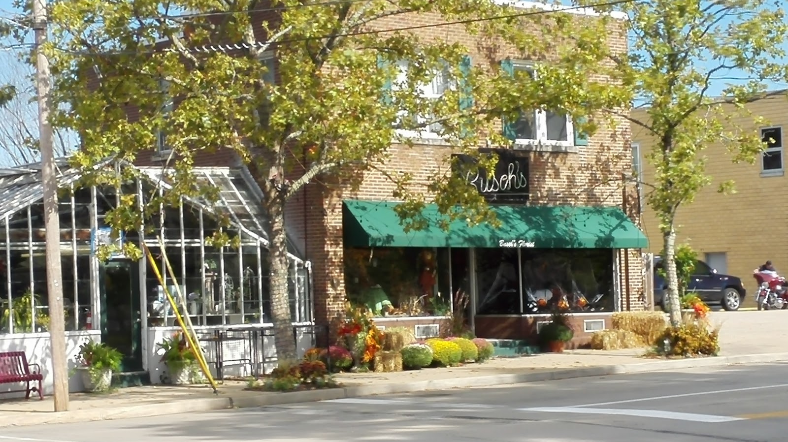 Busch's Florist and Greenhouse