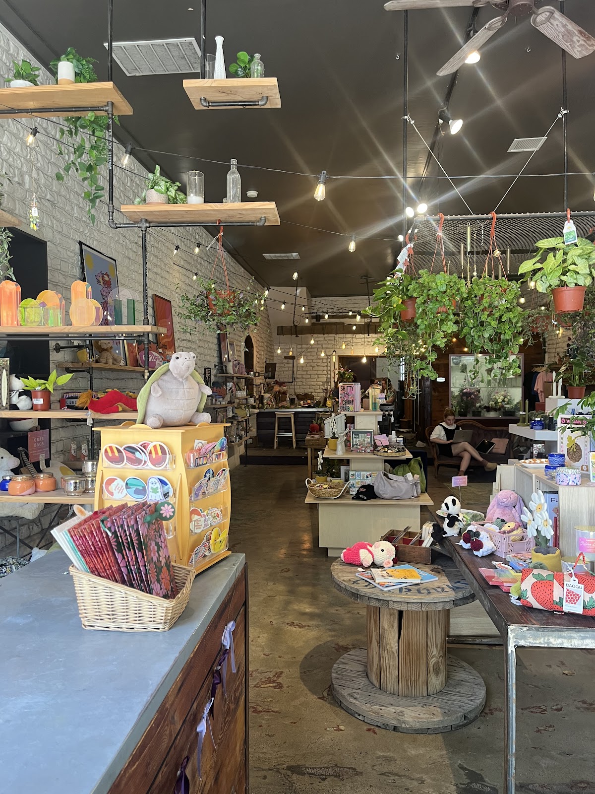 Foxglove Flowers & Gifts - Provo