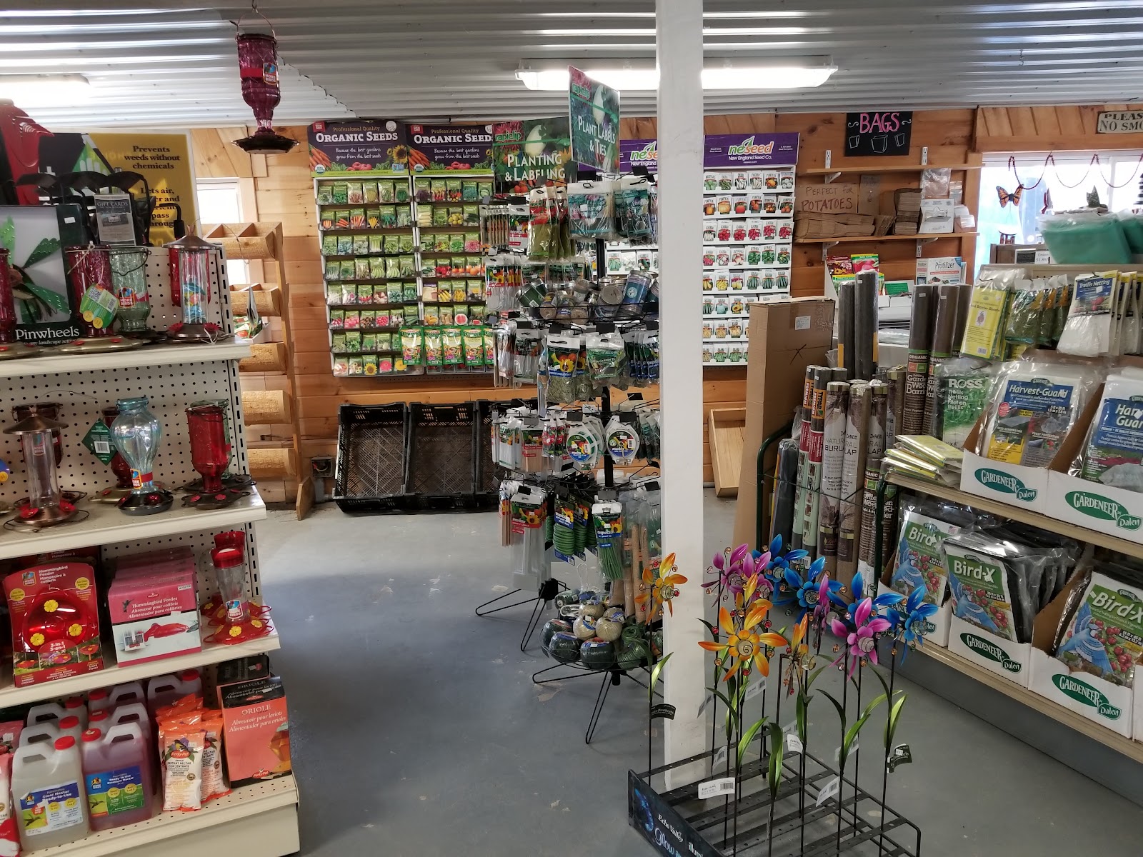 H & B Greenhouse & Nursery