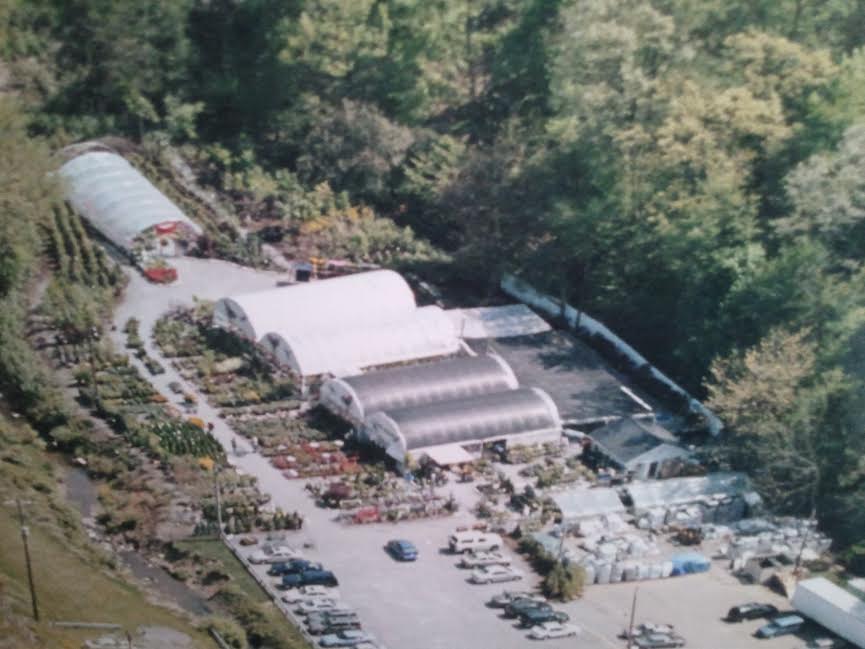 Hahn Nursery Garden Center & Greenhouses