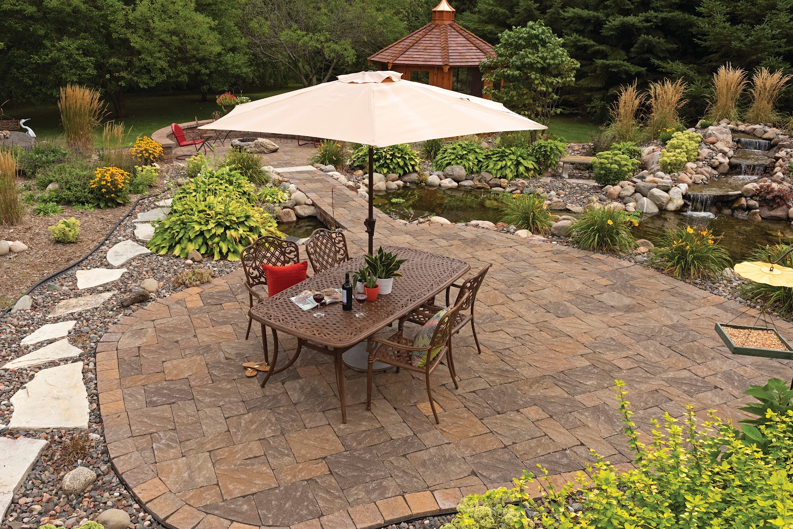 Hardscapes Outlet