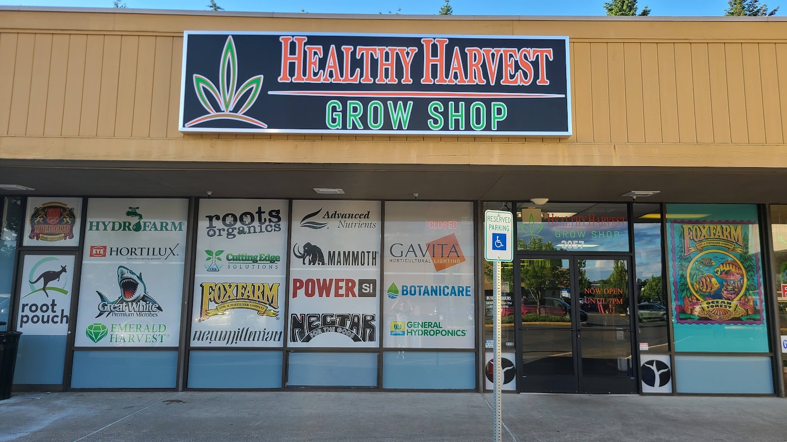 Healthy Harvest Indoor Garden