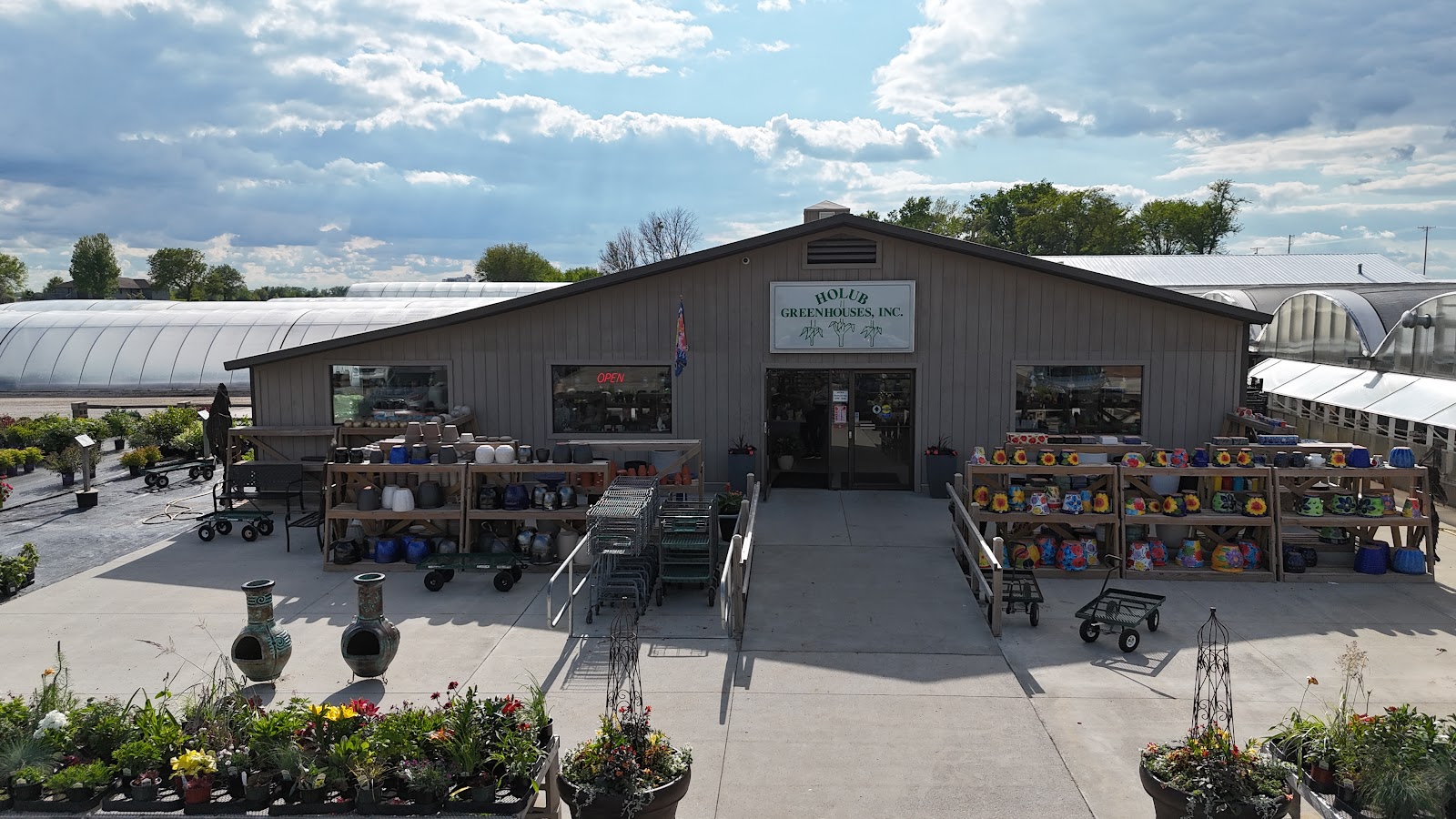 Holub Greenhouses Inc.