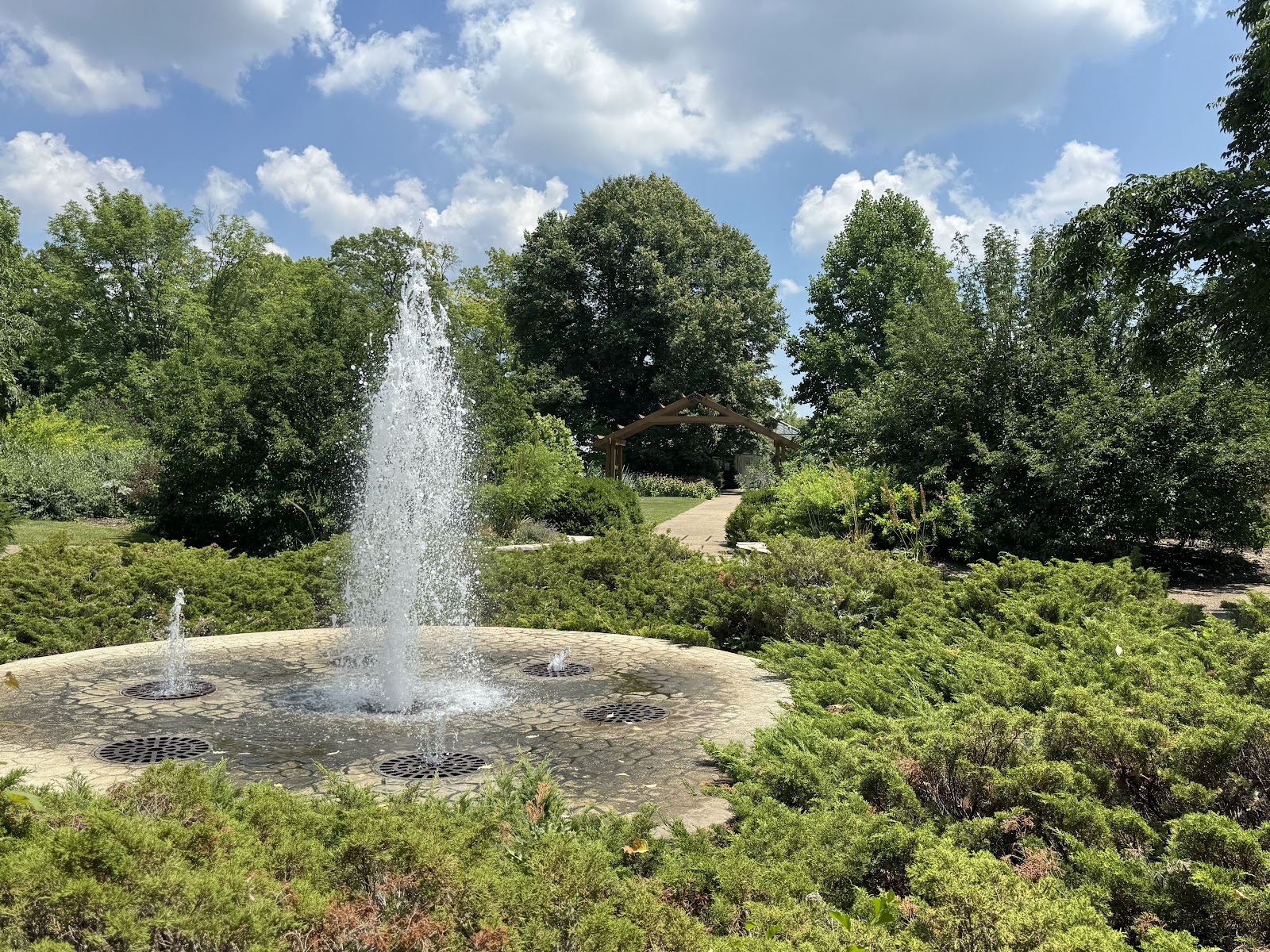 Luthy Botanical Garden