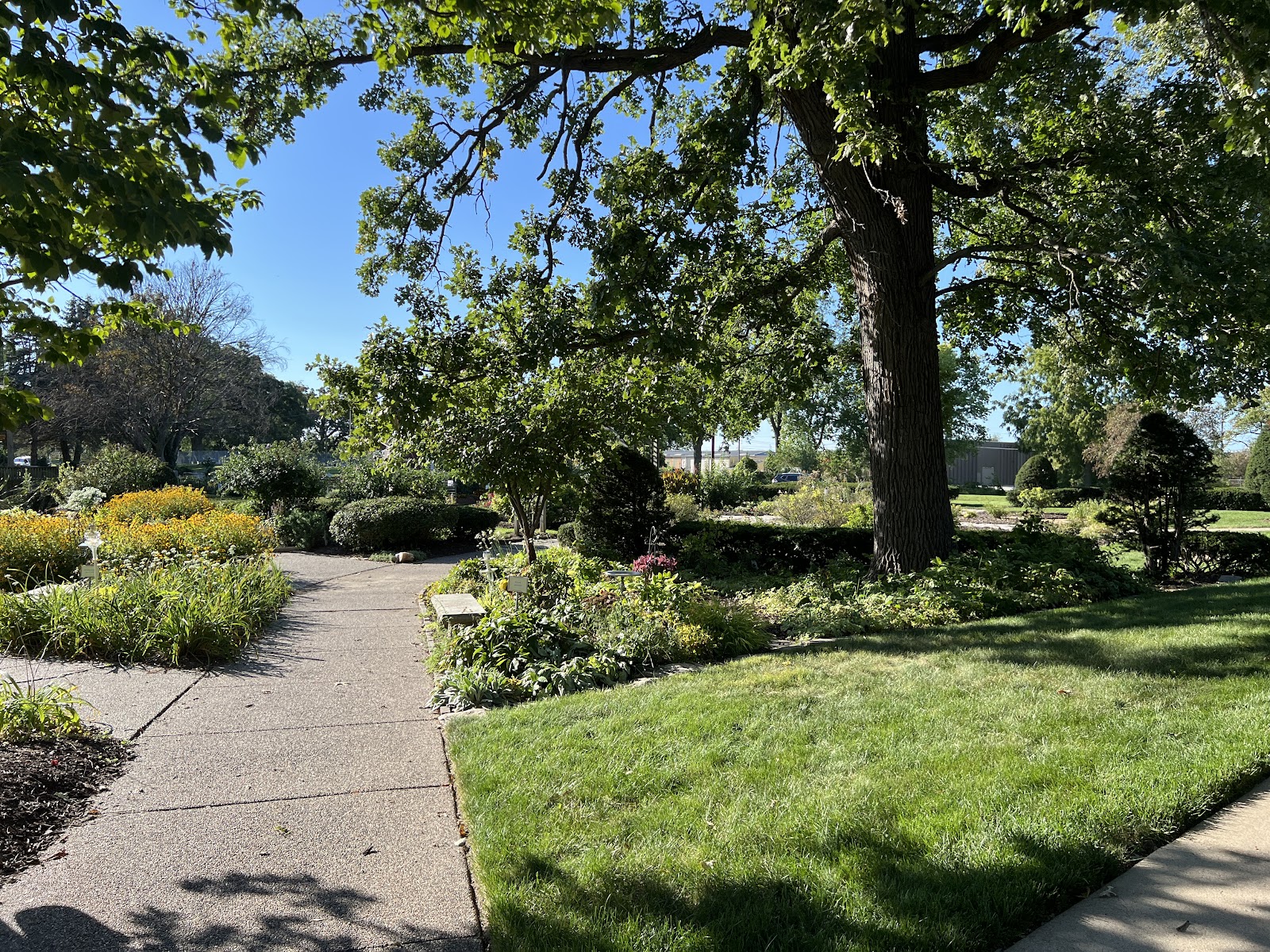 Riverside Garden Center